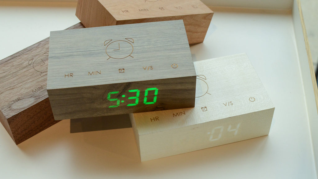 wooden-alarm-clocks