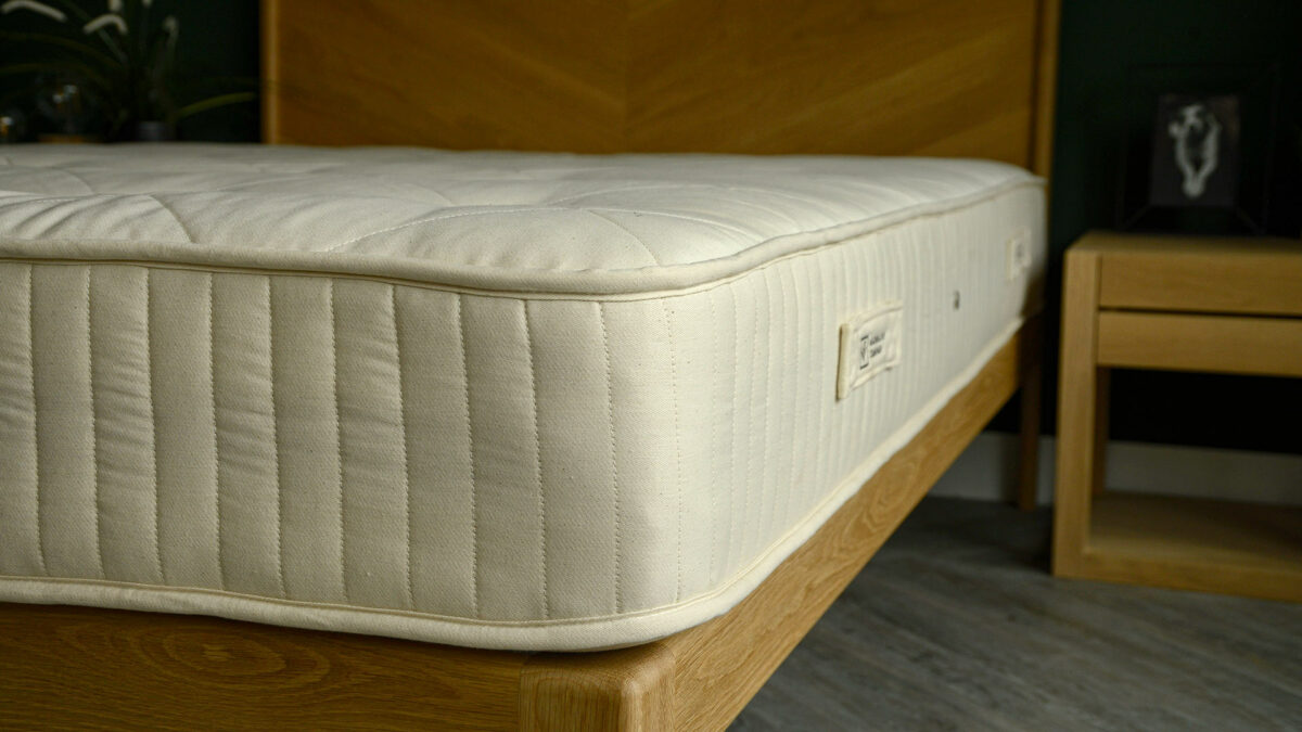 100% natural and biodegradable mattress made from latex and coconut fibres with an outer layer of wool