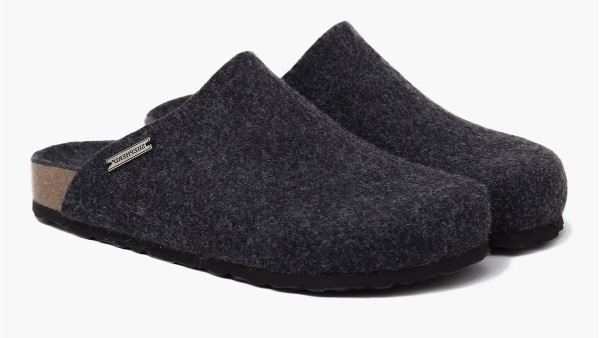 charcoal-wool-slipper-with-EVA-sole