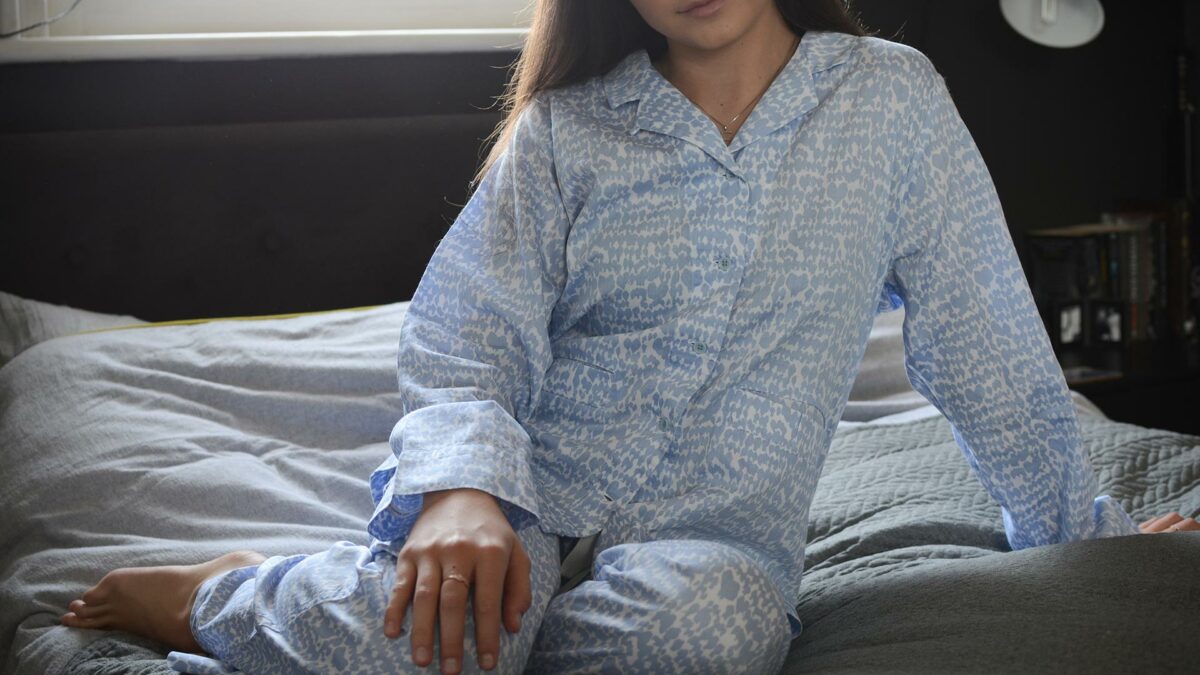 yawn blue birds PJs 2 1920
